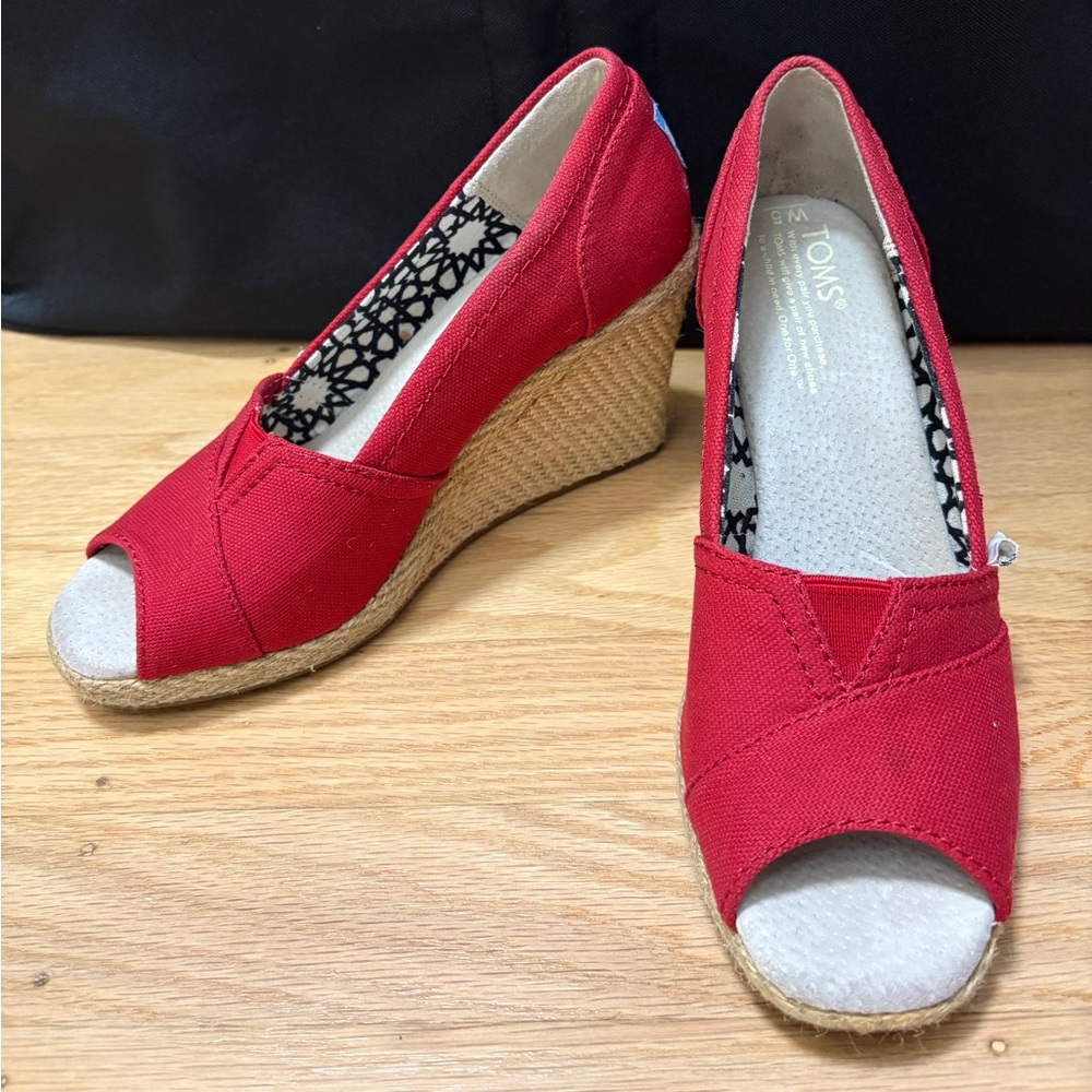 TOMS Red Canvas Wedge Shoes, Size 5